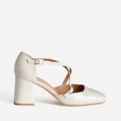 Babies beige vernie brides croisées