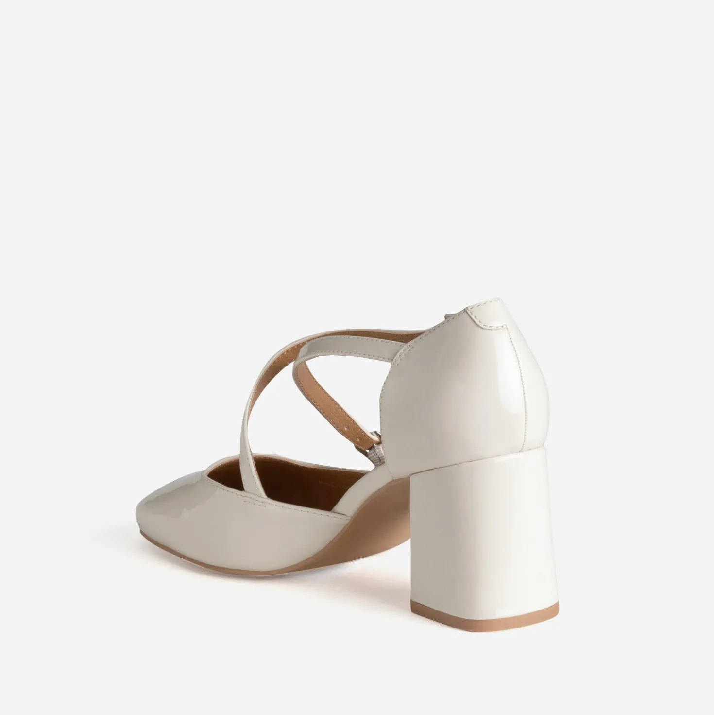 Babies beige vernie brides croisées