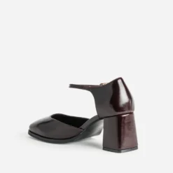 Babies marron cuir à talon