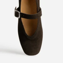 Babies marron cuir velours bout carré