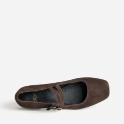 Babies marron cuir velours deux brides