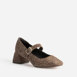Babies marron cuir velours effet léopard