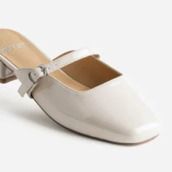 Babies mule beige vernie