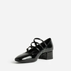 Babies noires cuir verni trois brides