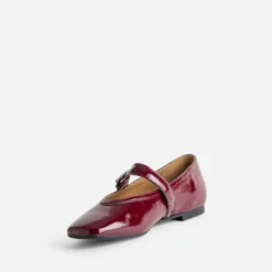 Babies rouge foncé cuir verni