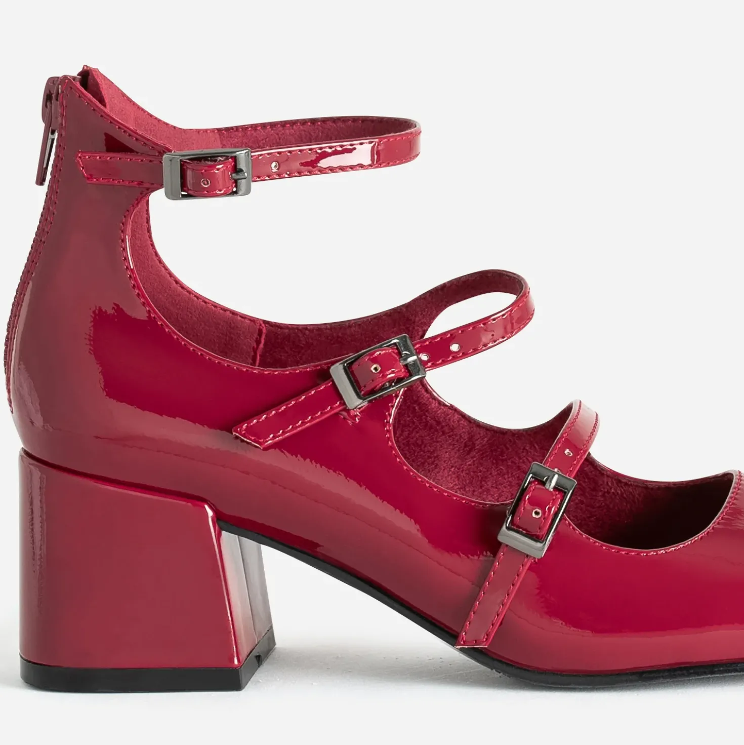 Babies rouge vernie à talon triple bride