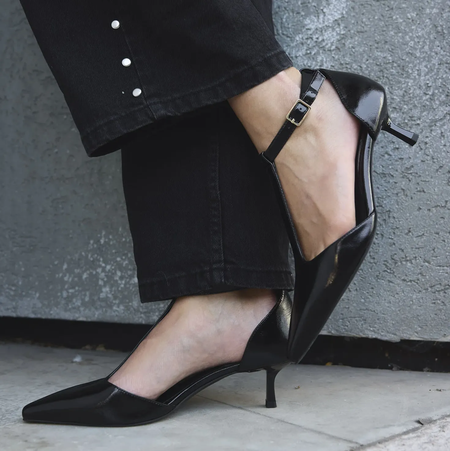 Babies salomé noire kitten-heel