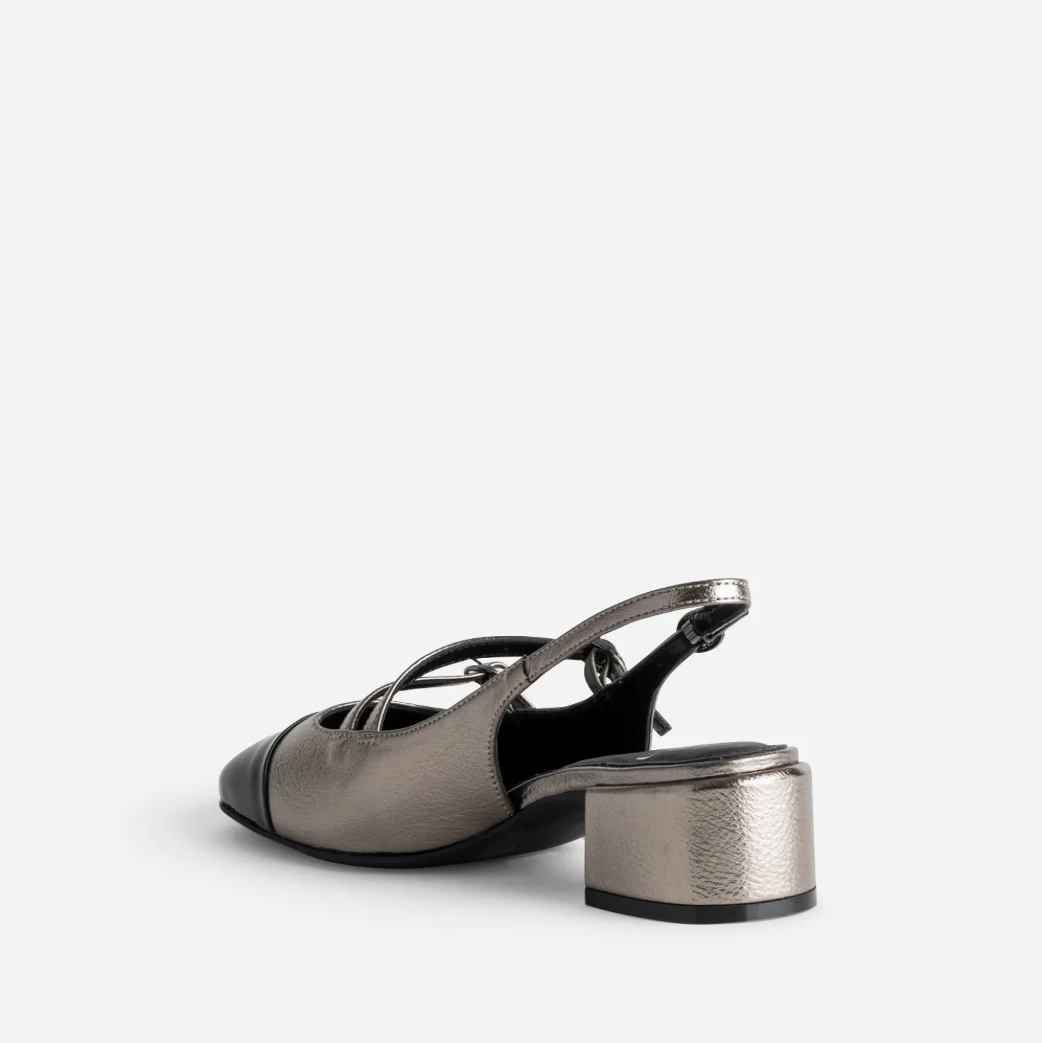 Babies slingback grise métallisée bout verni