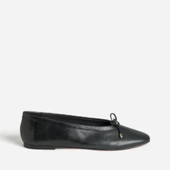 Ballerine noire cuir
