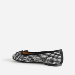 Ballerine noire décor strass