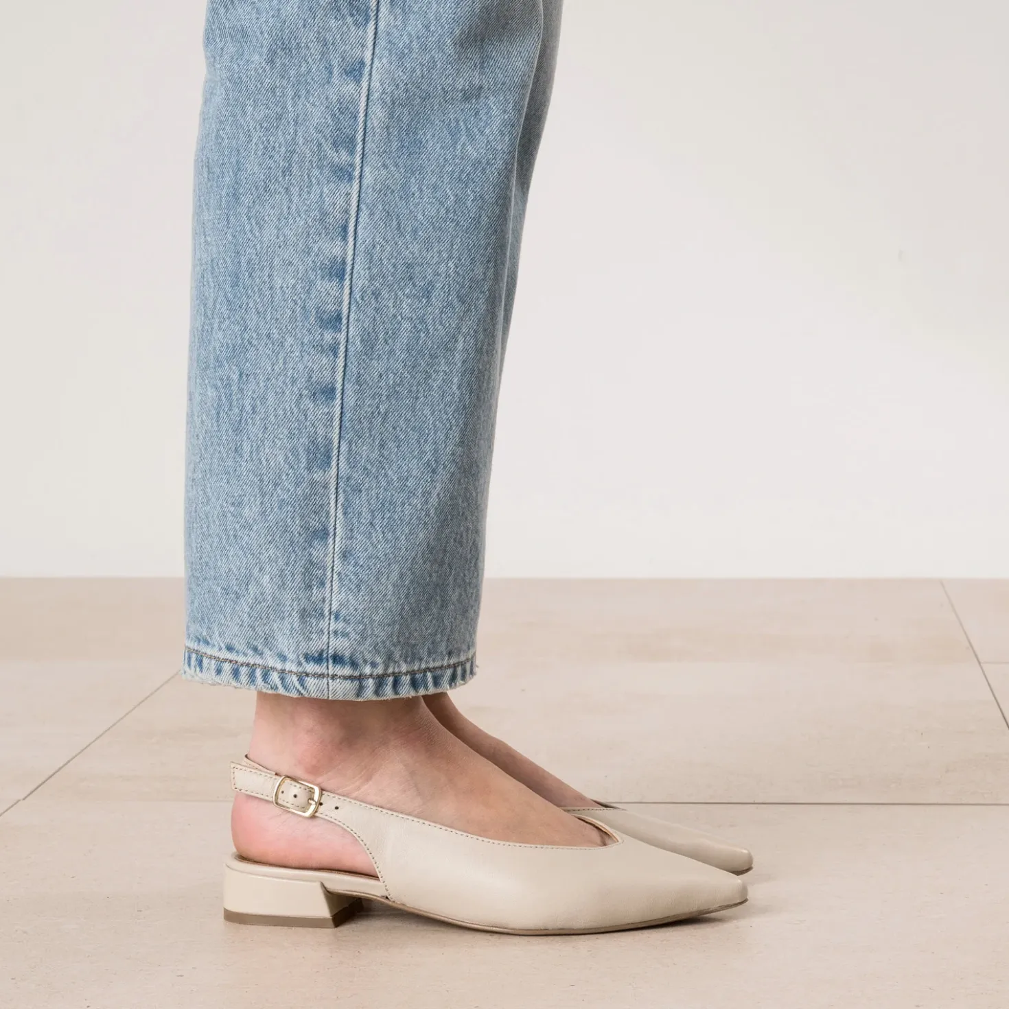 Ballerine slingback beige cuir