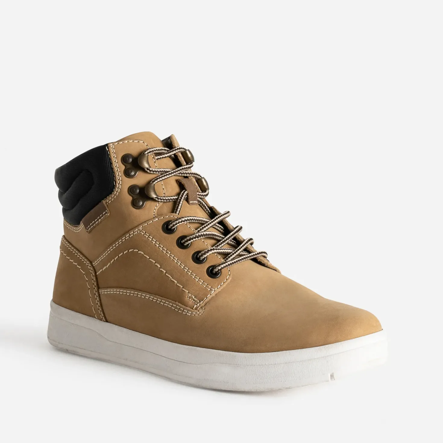 Basket camel en cuir nubuck