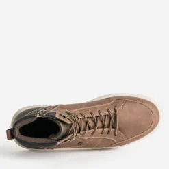 Basket cognac avec découpes