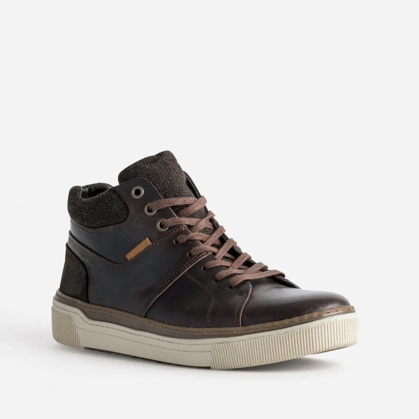 Basket marron cuir