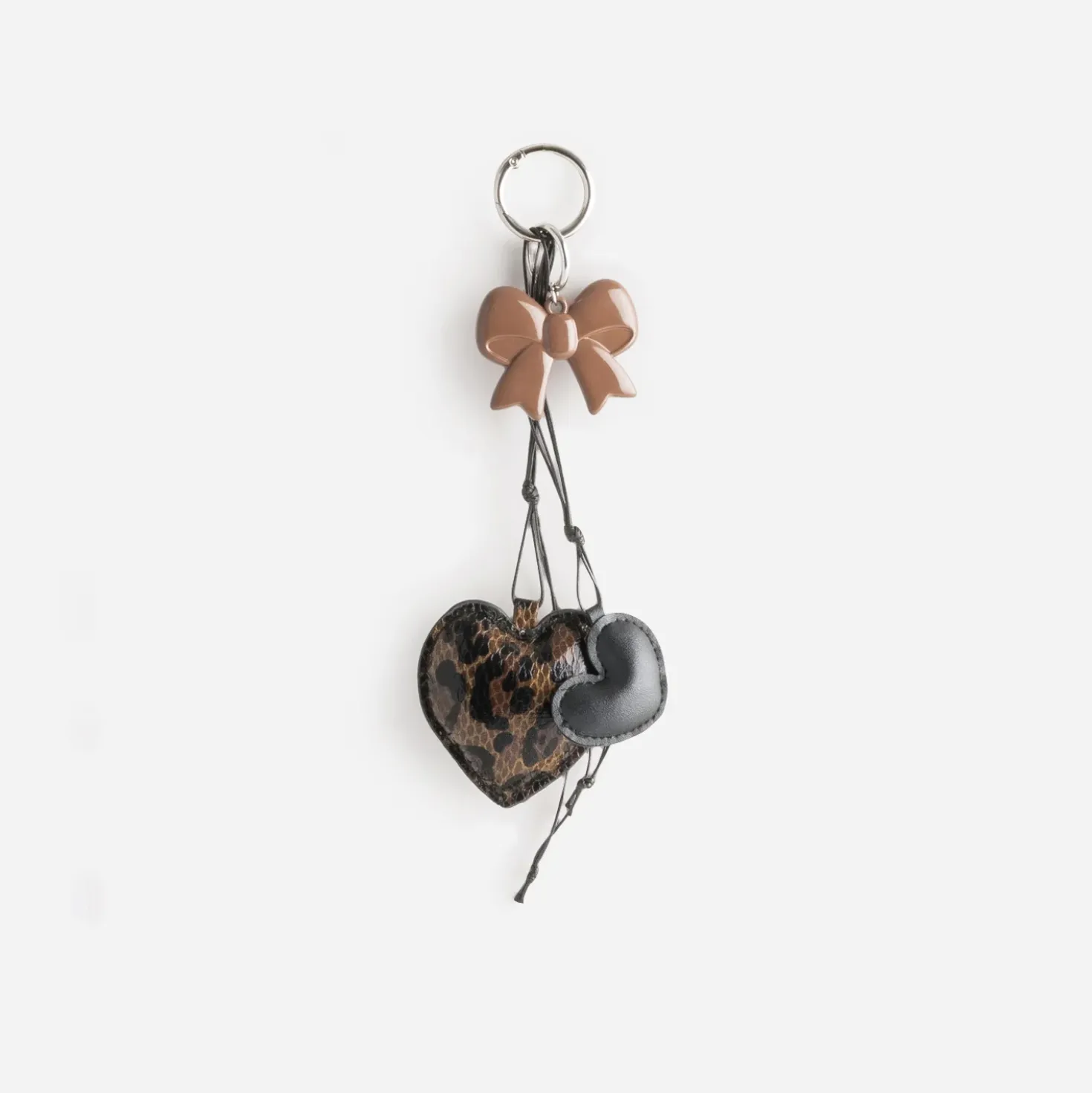 Bijoux de sac avec cœur motif léopard et noeud