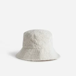 Bob blanc broderies