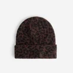 Bonnet marron tricot motif léopard