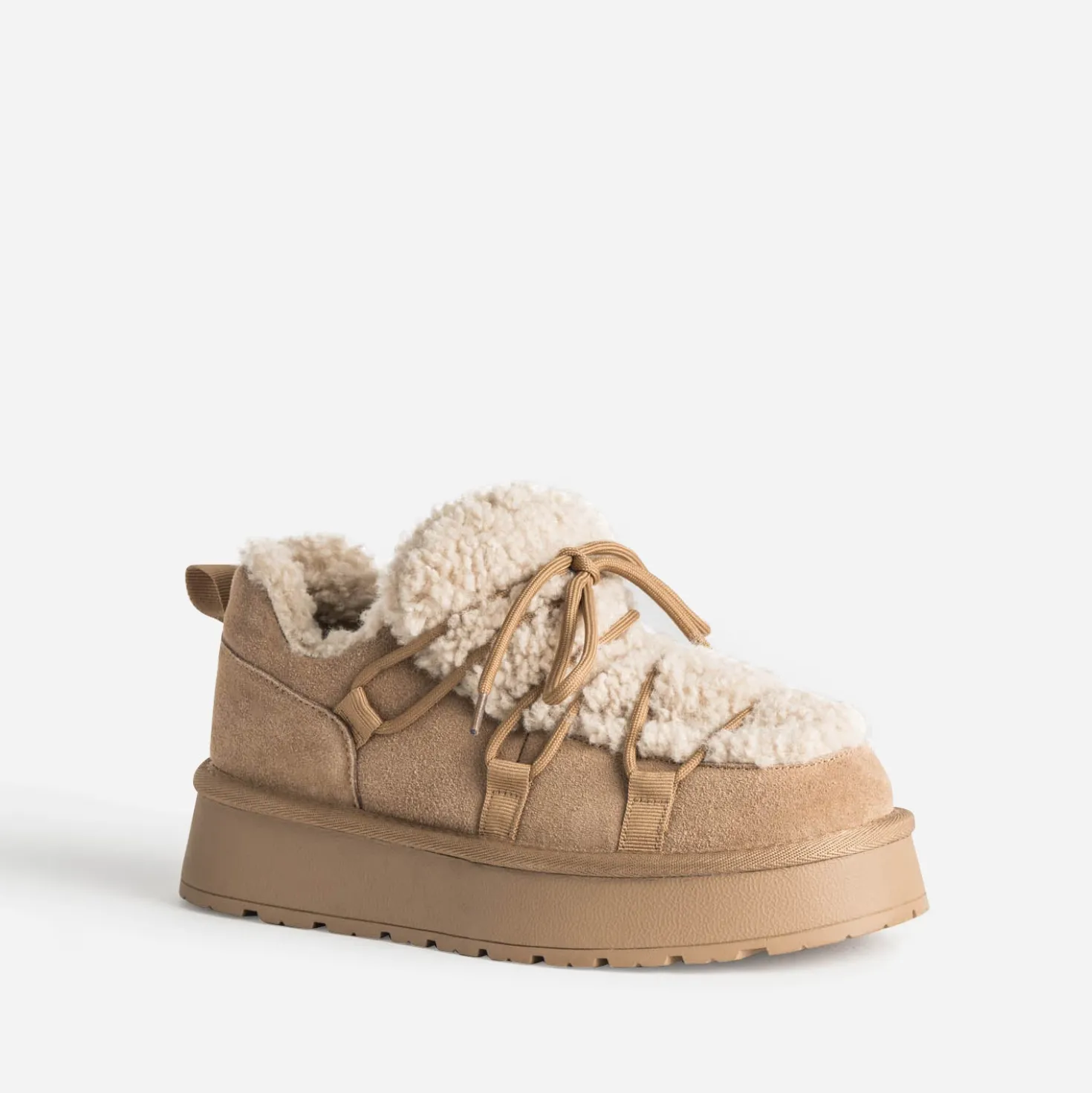 Boots basse camel cuir fourré à plateforme