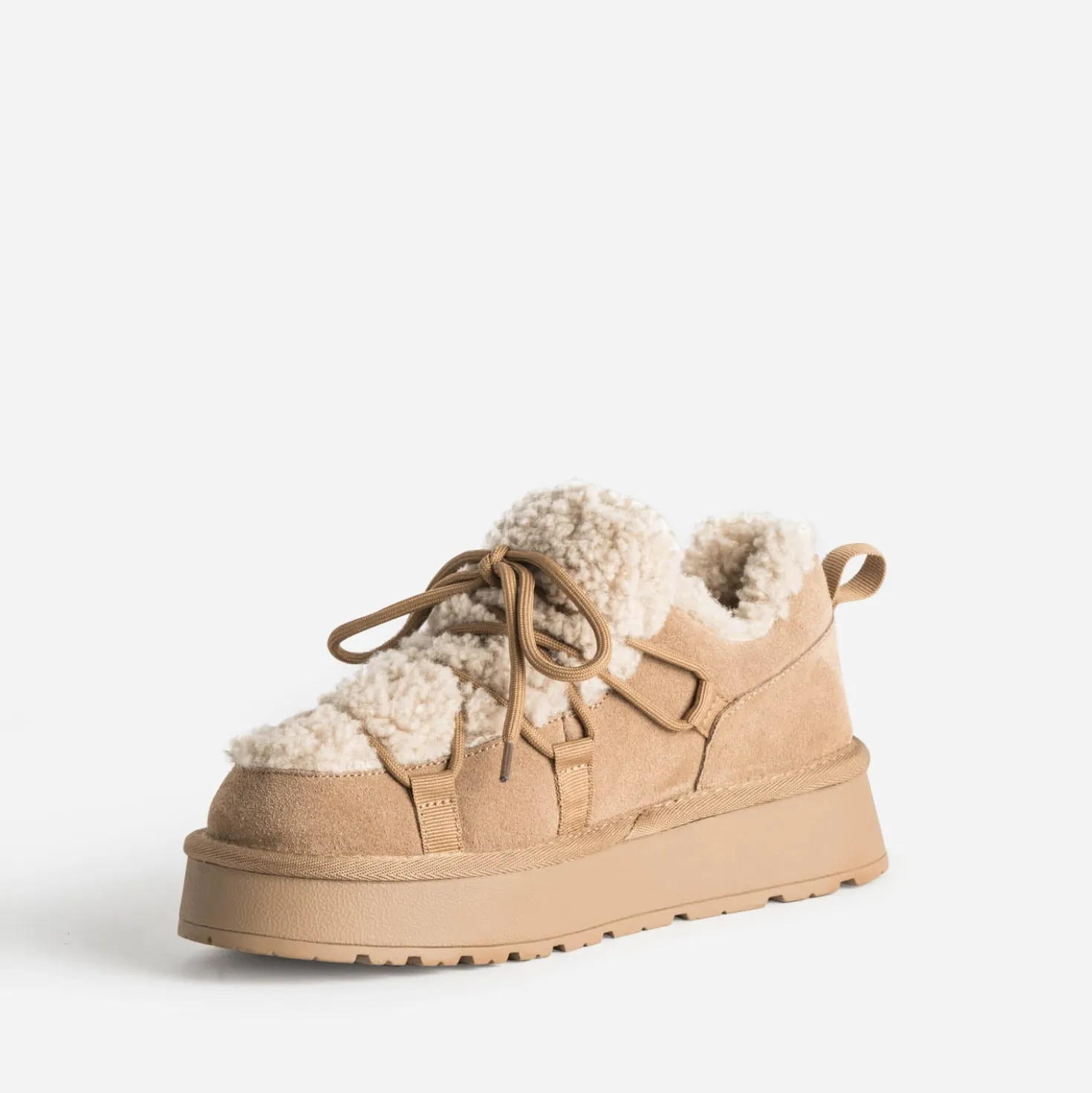 Boots basse camel cuir fourré à plateforme