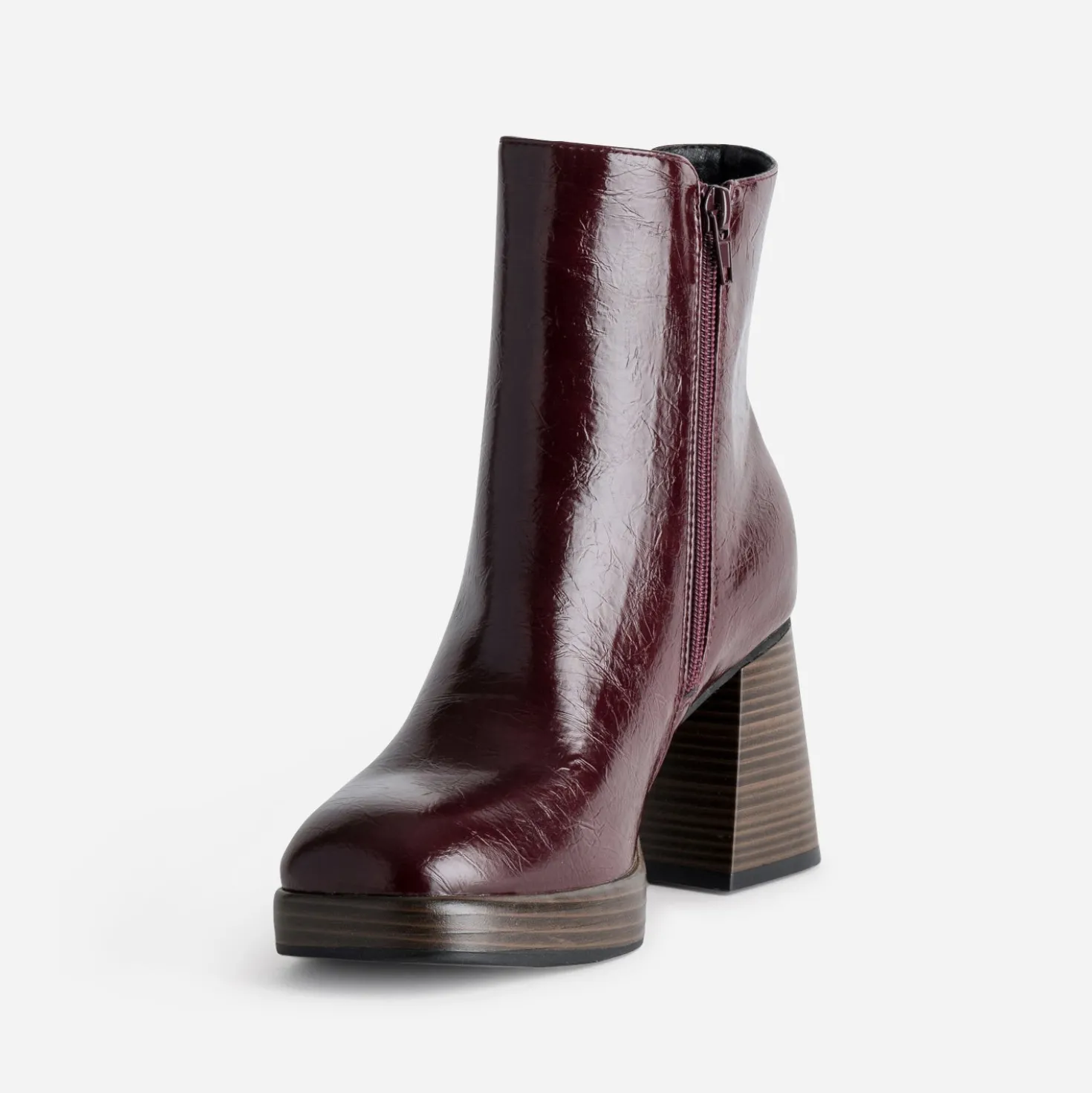 Boots bordeaux à talon lamellé