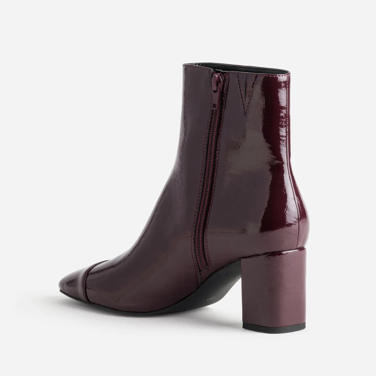Boots bordeaux verni avec bout droit