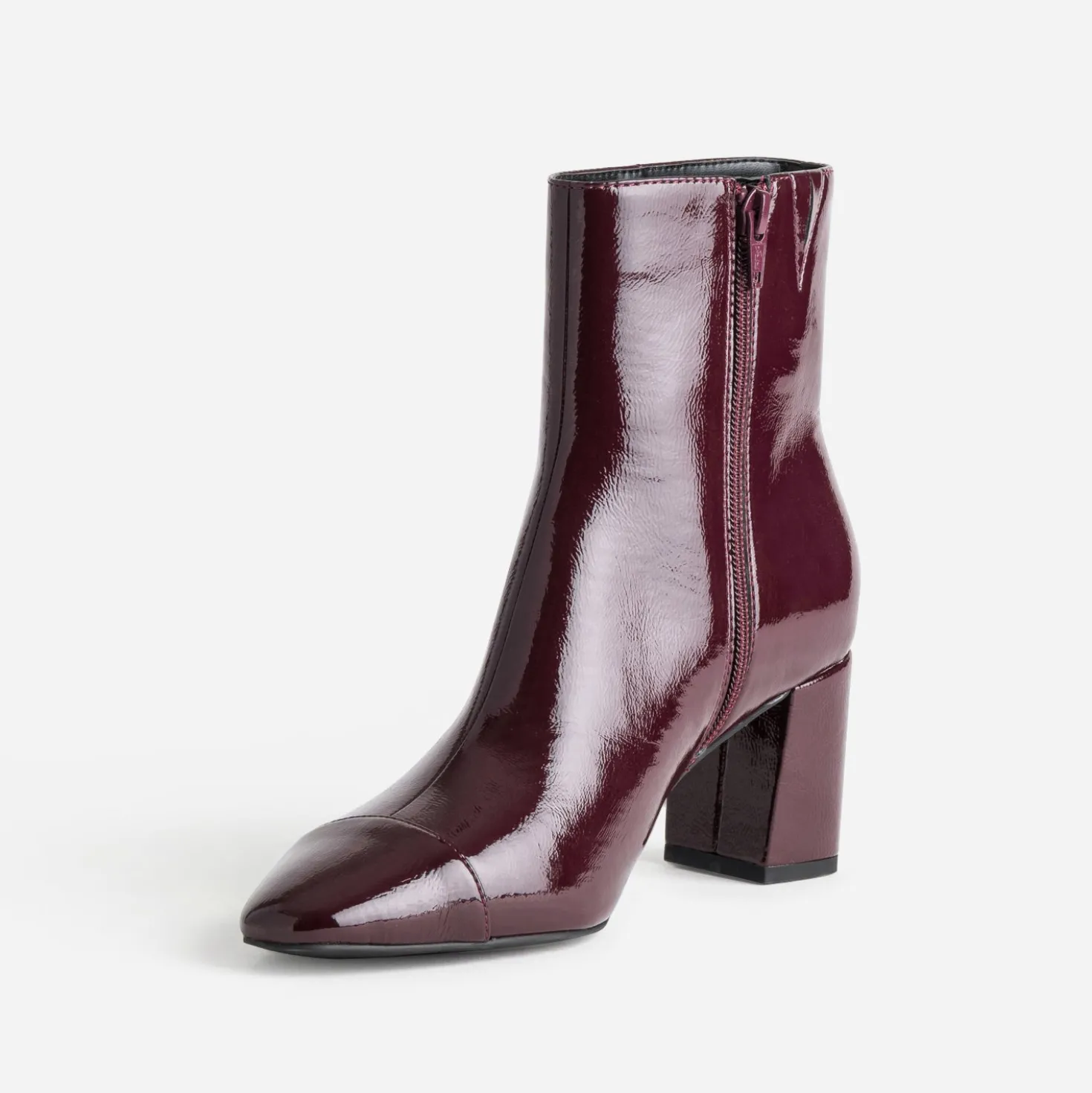Boots bordeaux verni avec bout droit