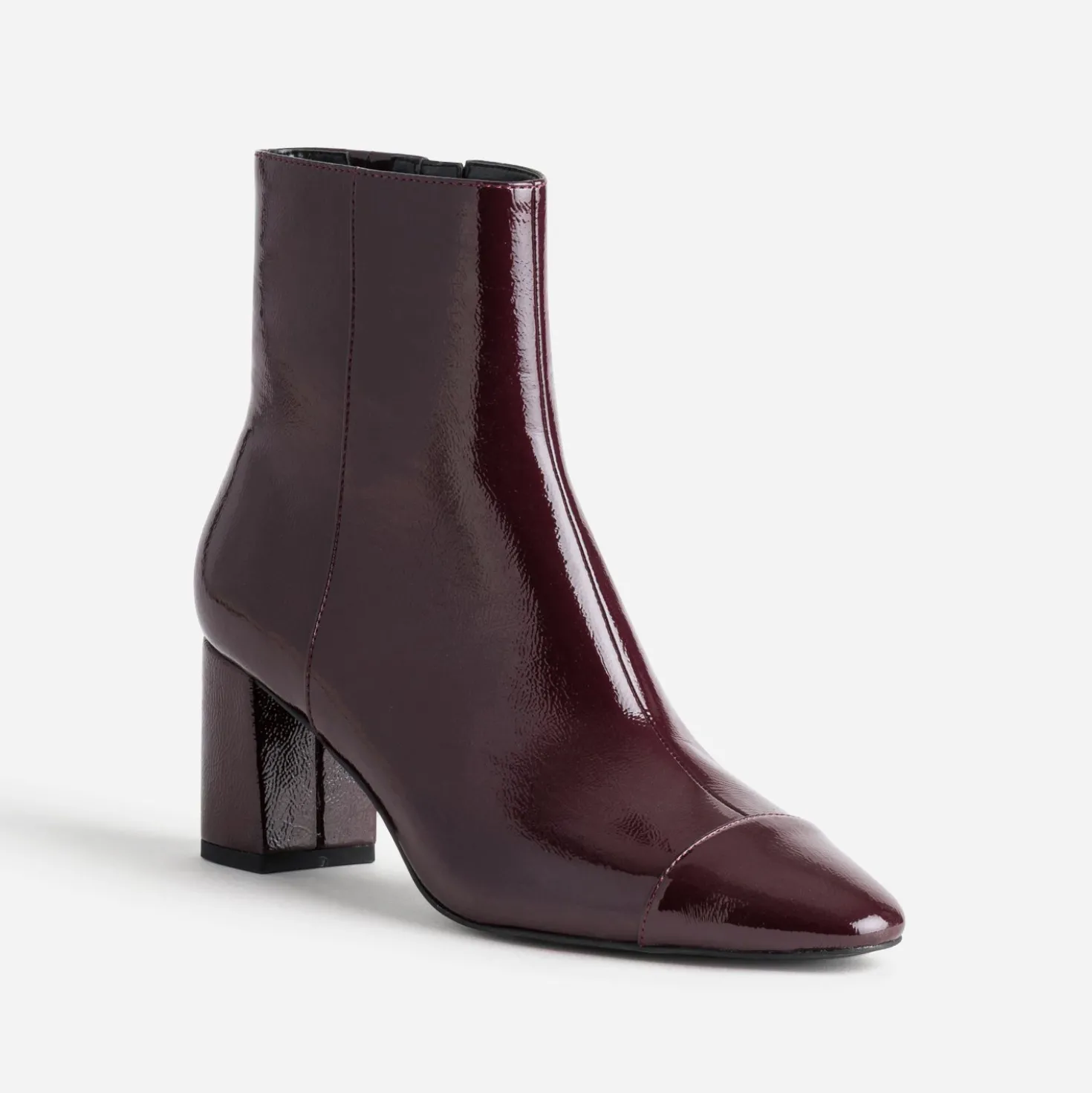 Boots bordeaux verni avec bout droit