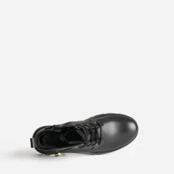 Boots BUGGY noir cuir décor clous et coeur