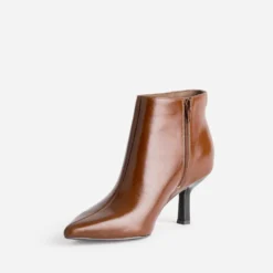 Boots cognac cuir kitten-heel