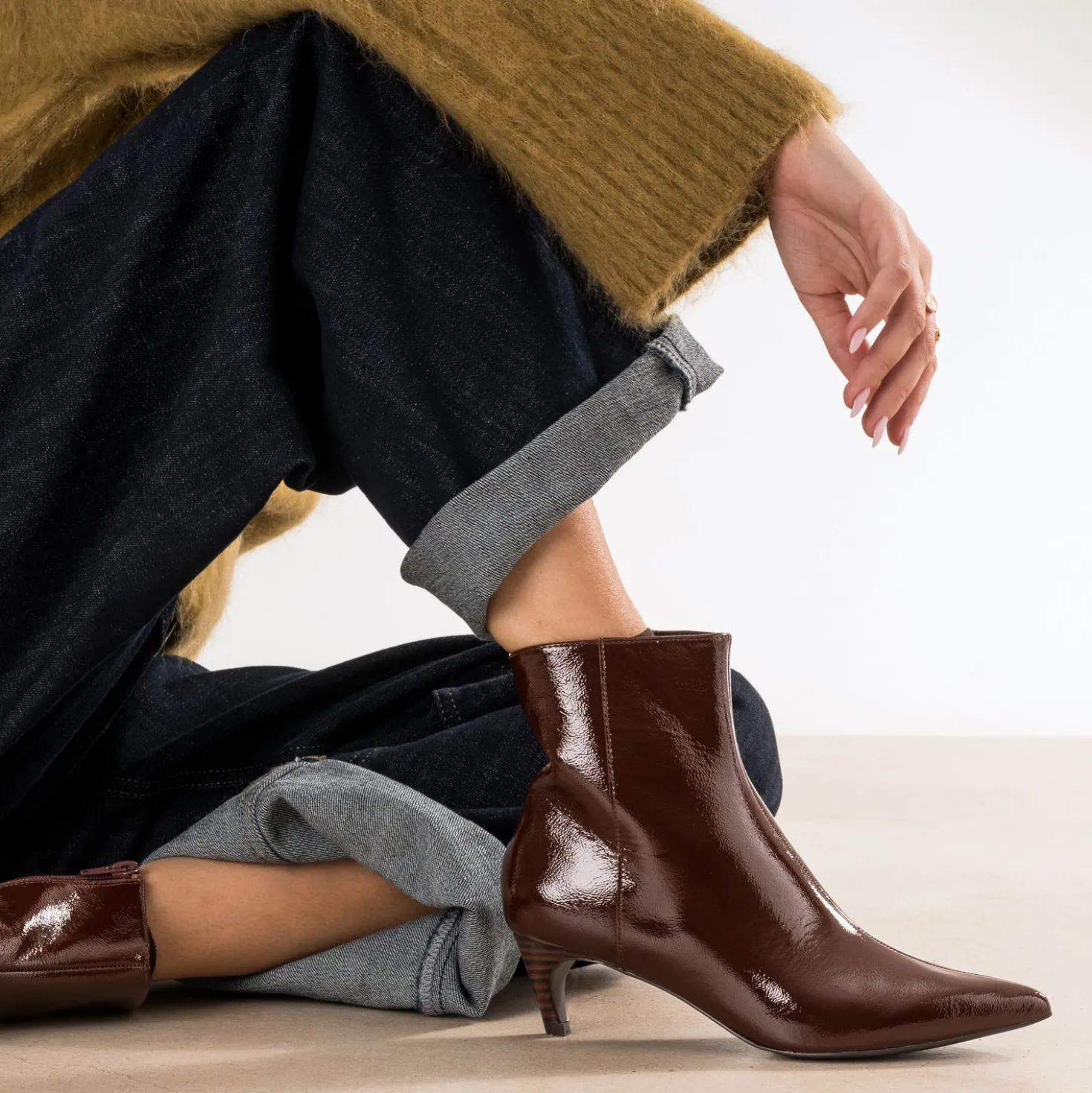 Boots cognac verni cuir petit talon