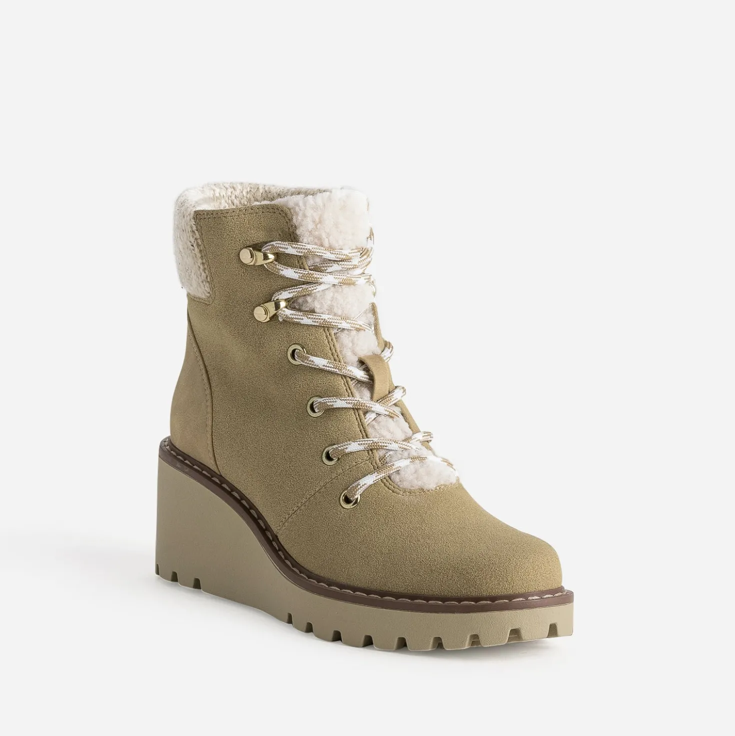 Boots compensés beige esprit montagne