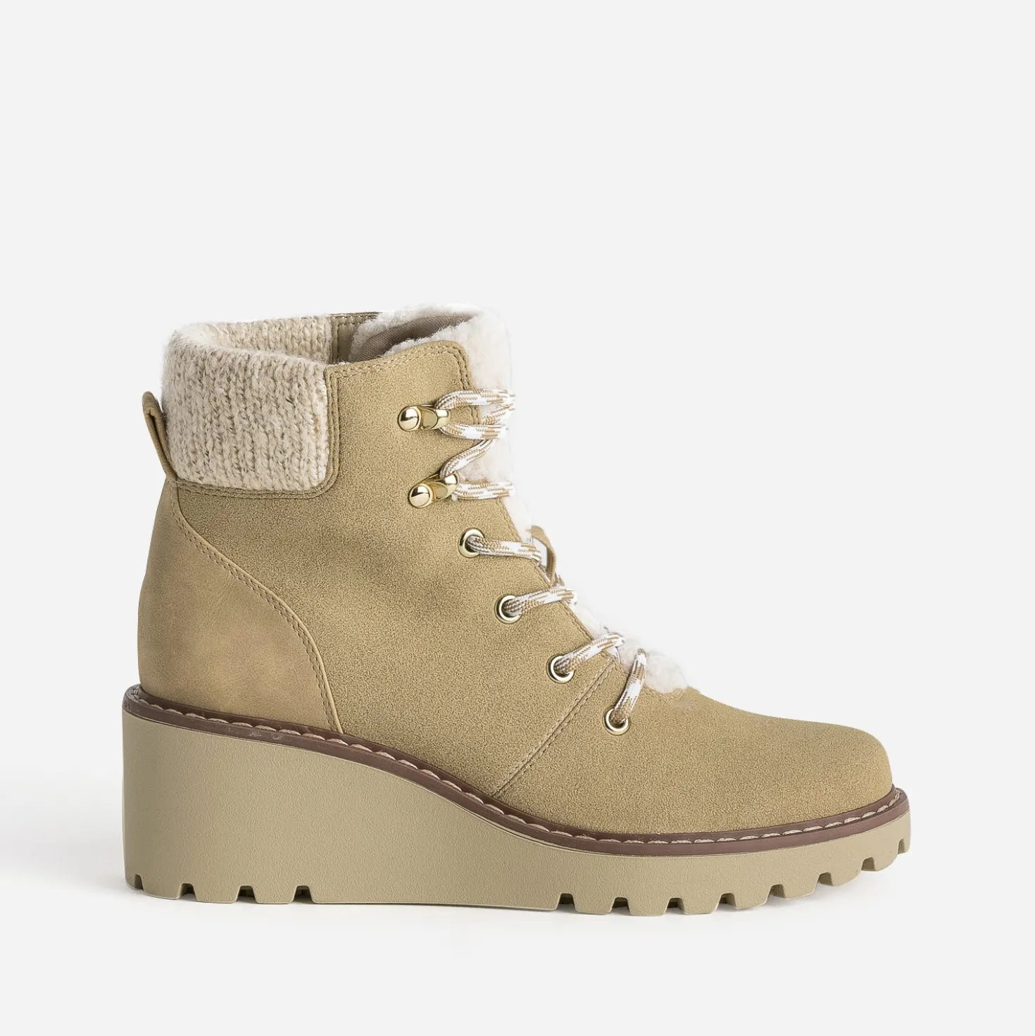 Boots compensés beige esprit montagne