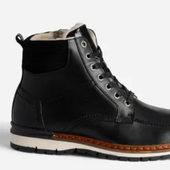 Boots cranté fourré en cuir noir