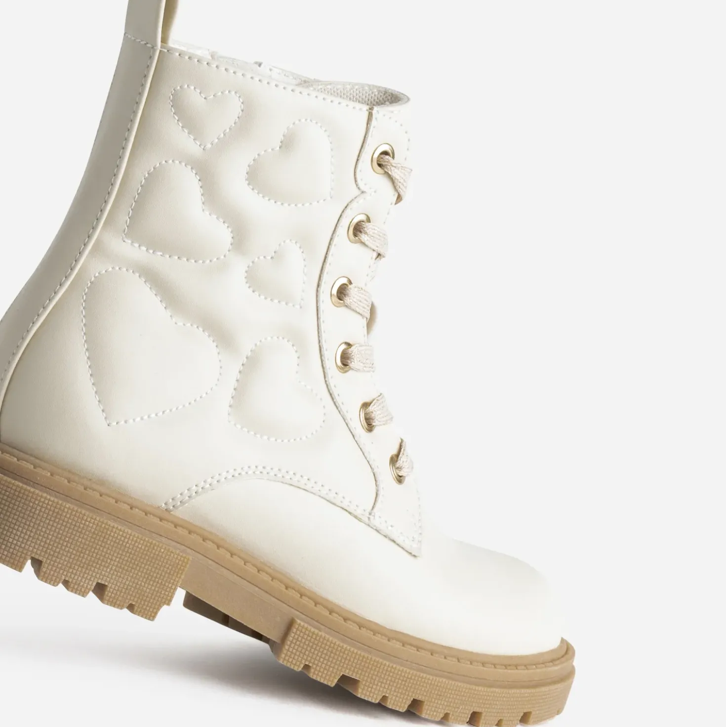 Boots à lacet BUGGY beige matelassage cœurs