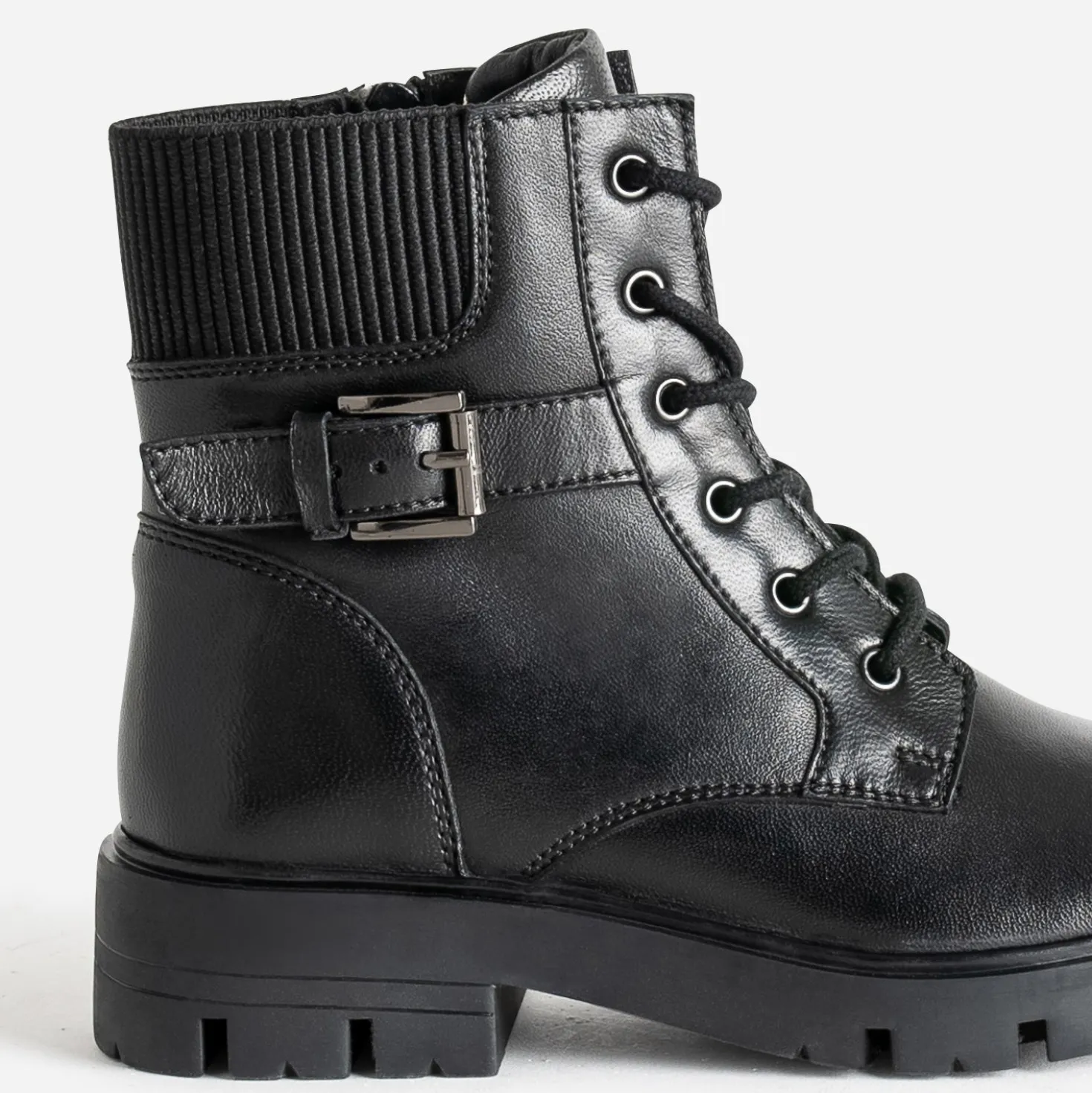 Boots à lacet BUGGY noir en cuir
