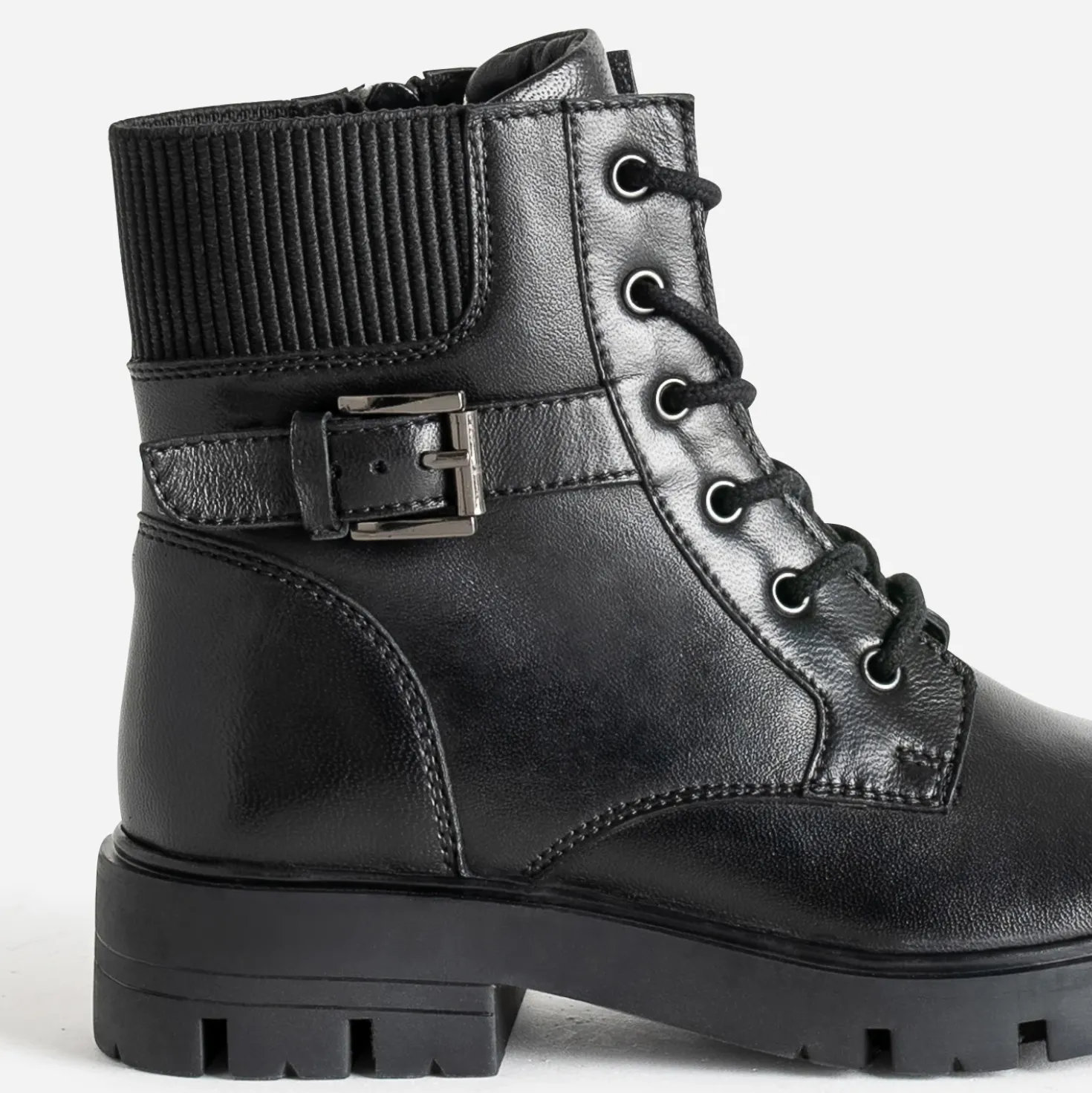 Boots à lacet BUGGY noir en cuir