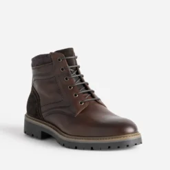 Boots à lacet marron cuir semelle crantée