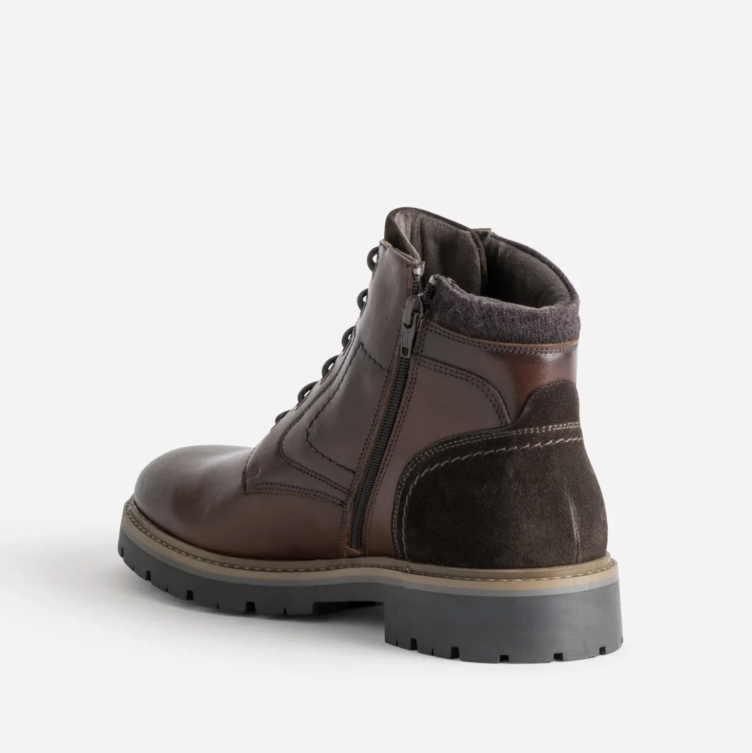 Boots à lacet marron cuir semelle crantée
