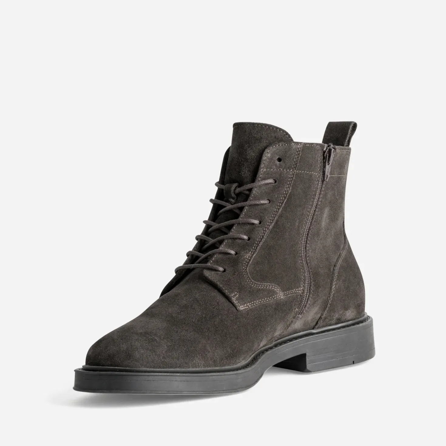 Boots à lacet marron foncé cuir velours