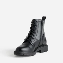 Boots lacet noir