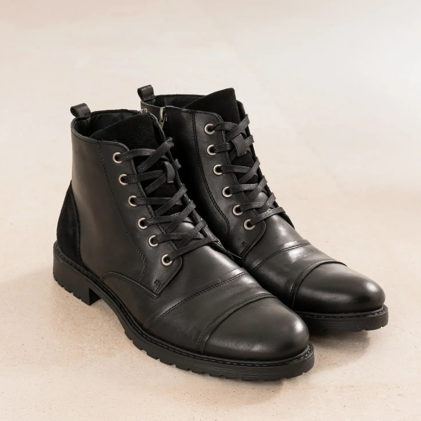 Boots à lacet noir cuir