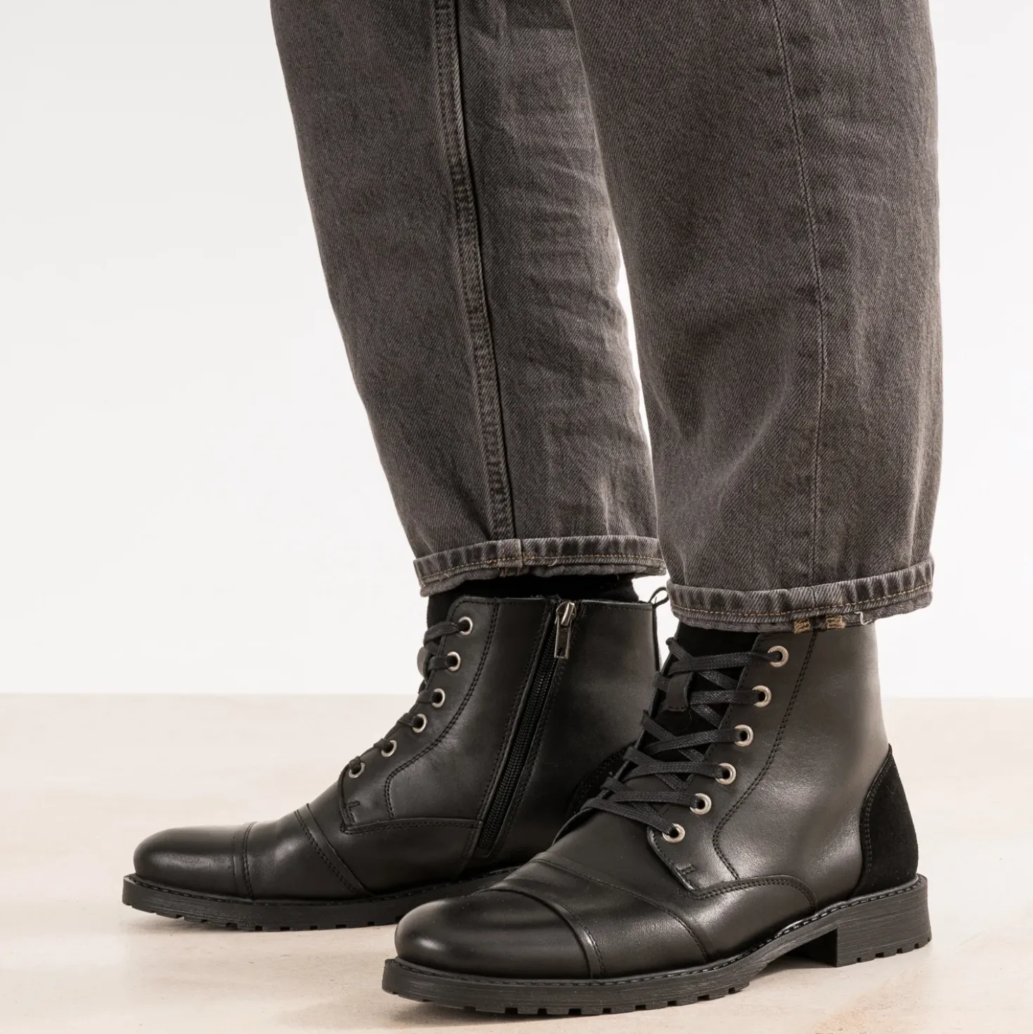 Boots à lacet noir cuir