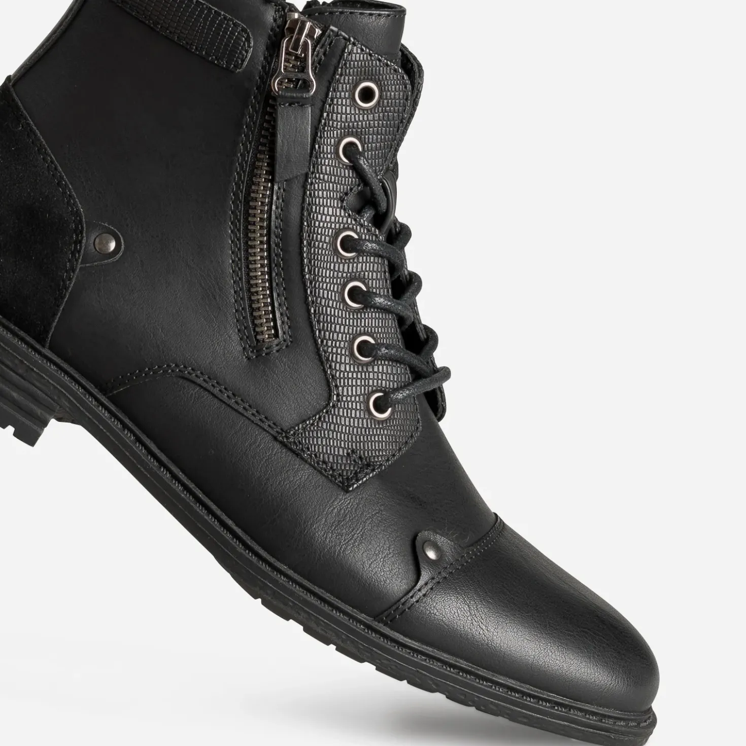 Boots à lacet noir cuir bout droit