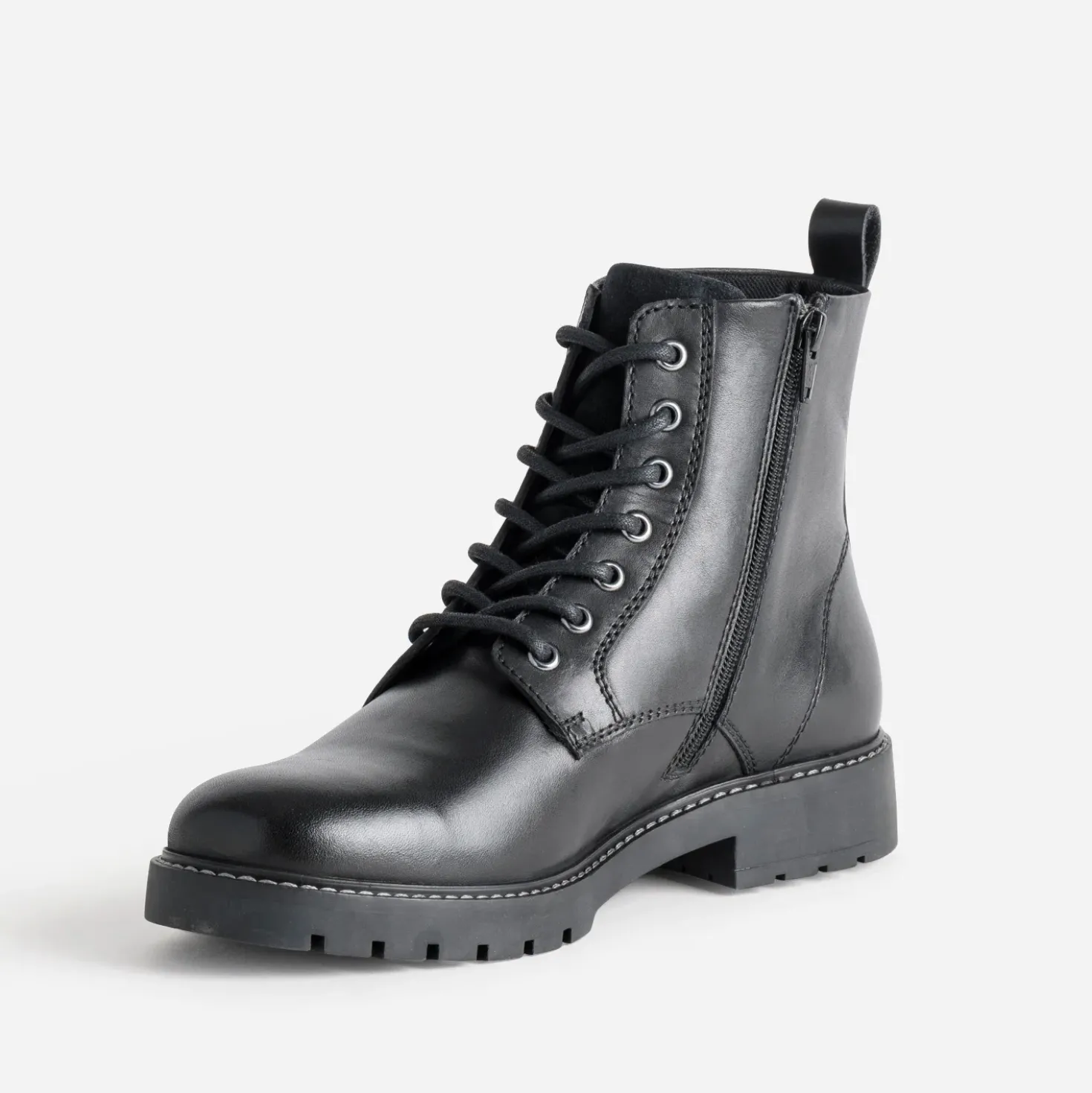 Boots à lacet noir cuir semelle crantée