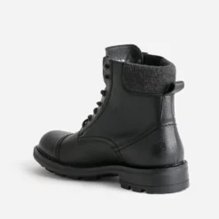 Boots à lacet noir en cuir