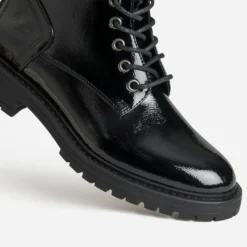 Boots à lacet noir verni