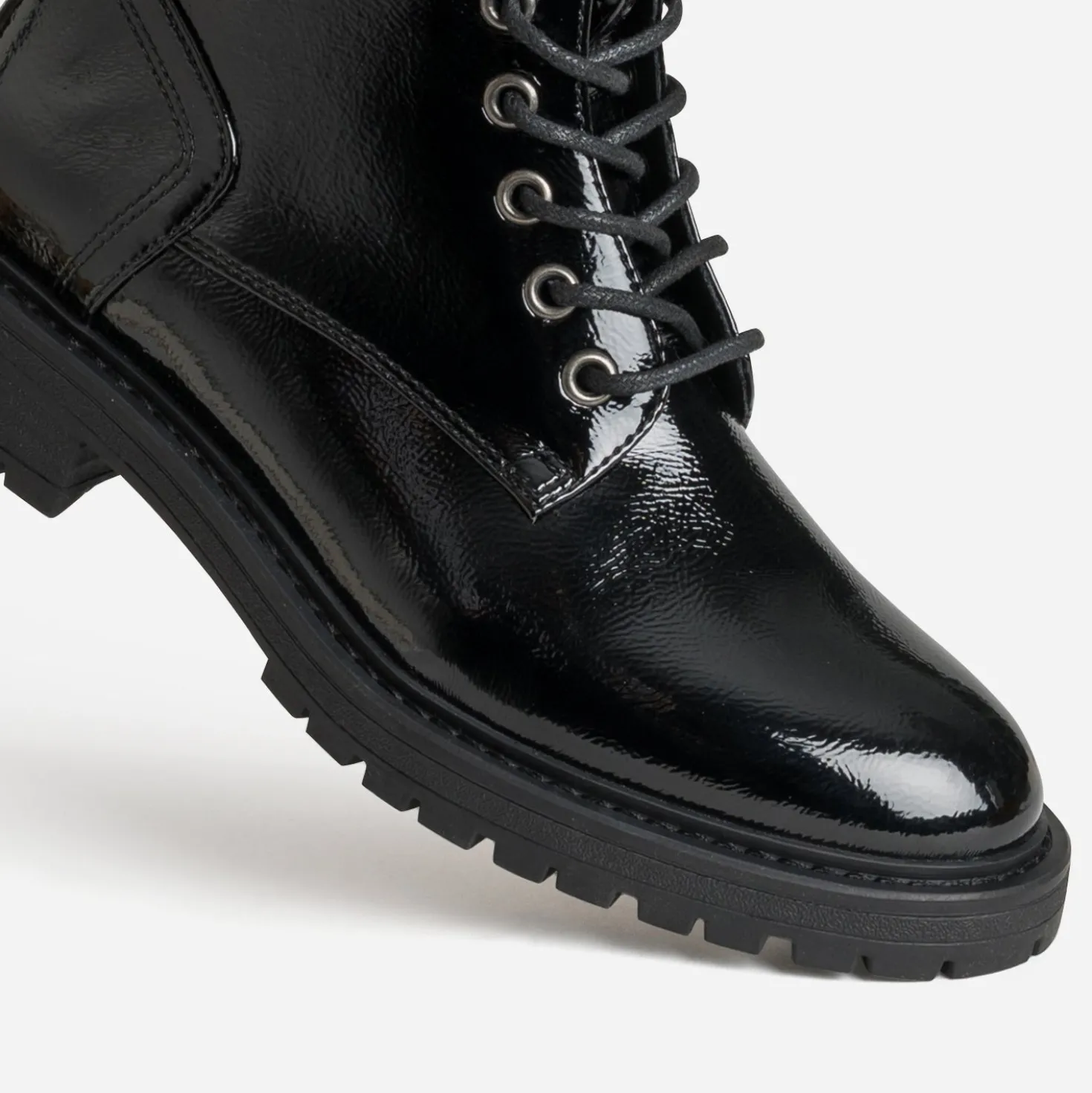 Boots à lacet noir verni