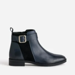 Boots marine en cuir détail bi-matière