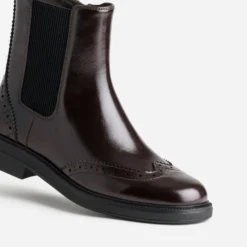 Boots marron bout fleuri