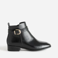 Boots noir avec bride cheville